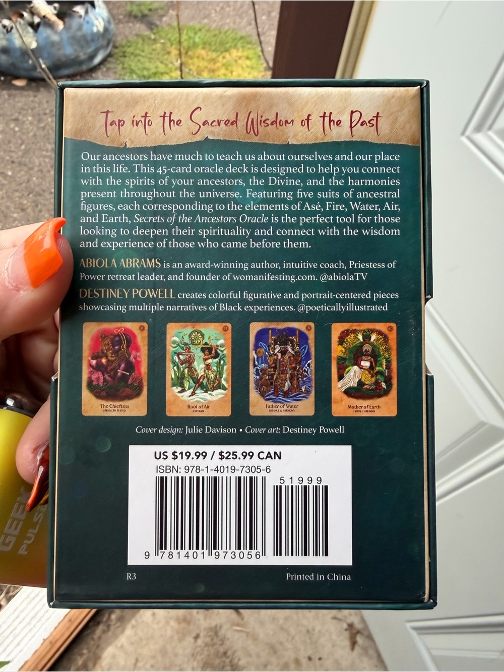 Secrets of the Ancestors Oracle Deck by — abiola abrams - Picture 2 of 3